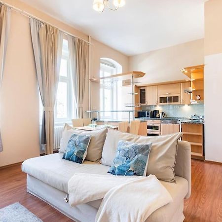 Apartment Termal كارلوفي فاري المظهر الخارجي الصورة